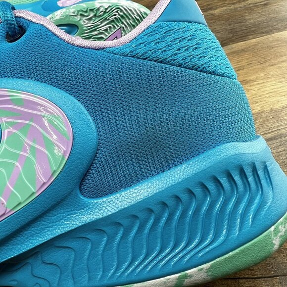 Nike Zoom Freak 4 Birthstone Size 9.5 Mens Basketball Shoes - Picture 11 of 13